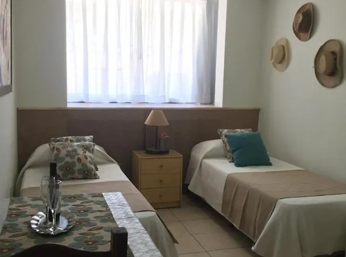 Acogedor Monoambiente , En El Centro De Mendoza .